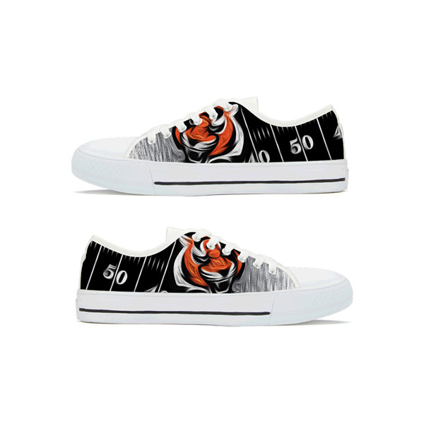 Men's Cincinnati Bengals Low Top Canvas Sneakers 002